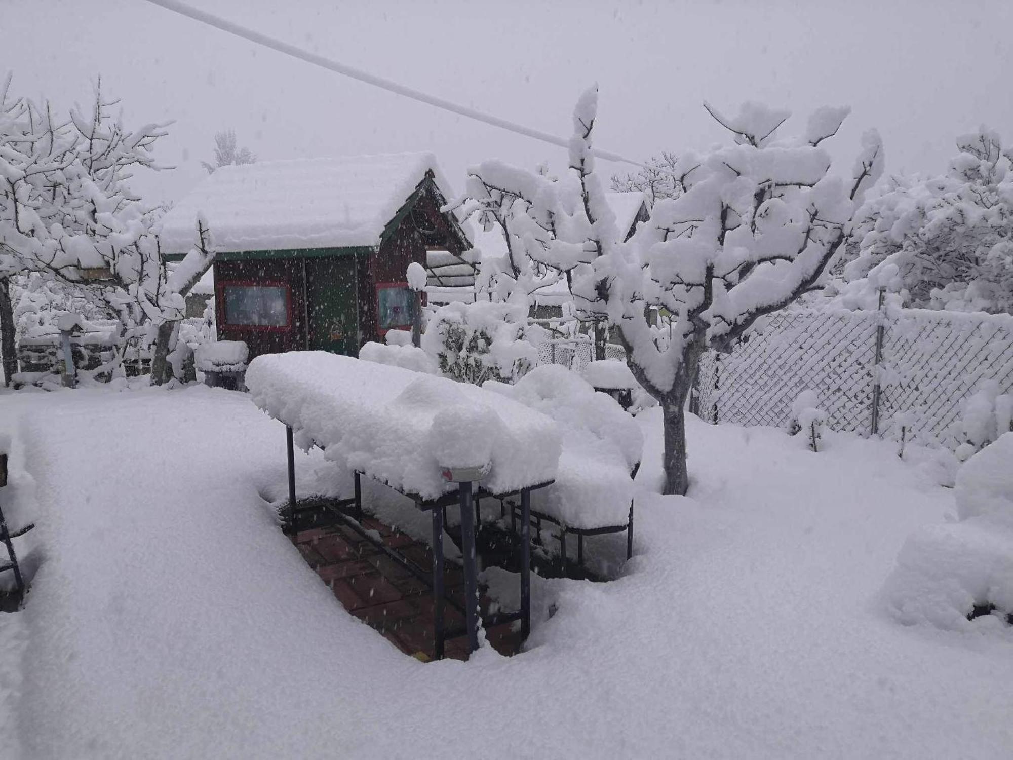 Hotel Mala Zidanica Tomasevci Exterior foto